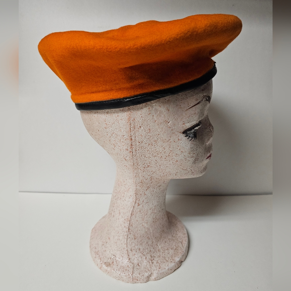 Bancroft Military Caps 100% Wool RARE Orange Beret S. 6 3/4 (Old Military Stock) - Picture 2 of 5